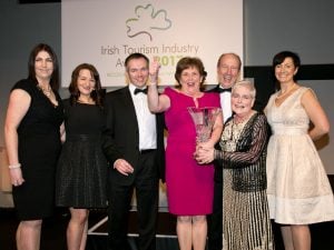 Westport House team members accept award for Best Leisure Innovator from Minister Shane Ross and Daragh Hanratty from Cork Airport. Left to right: Ann Marie Kitterick, Margaret Sweeney, Daragh Hanrattty, Eileen Fahy, Minister Shane Ross, Nora Heraty and Biddy Hughes.  Photo courtesy of  Paul Sherwood.