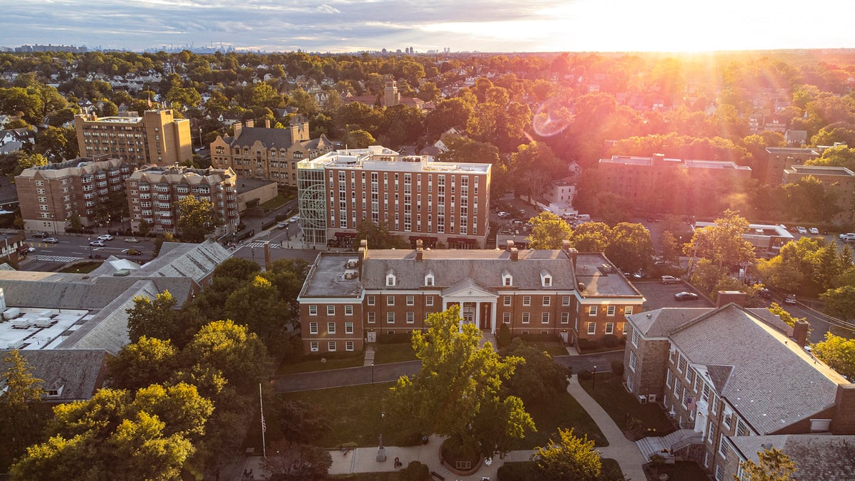 Westport House will welcome 30 students from New York’s prestigious Iona University.