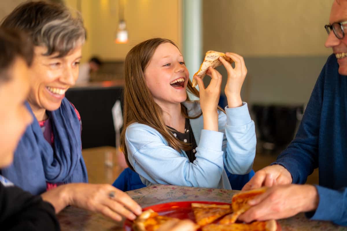 Treat your students (and yourself) to a pizza feast in Gracy’s Pizzeria, Bar & Bistro
