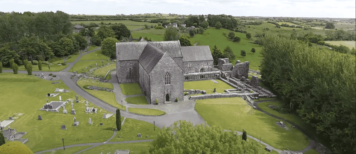 Ballintubber Abbey Visitor Centre, County Mayo. Image source: http://tinyurl.com/44z2cufx