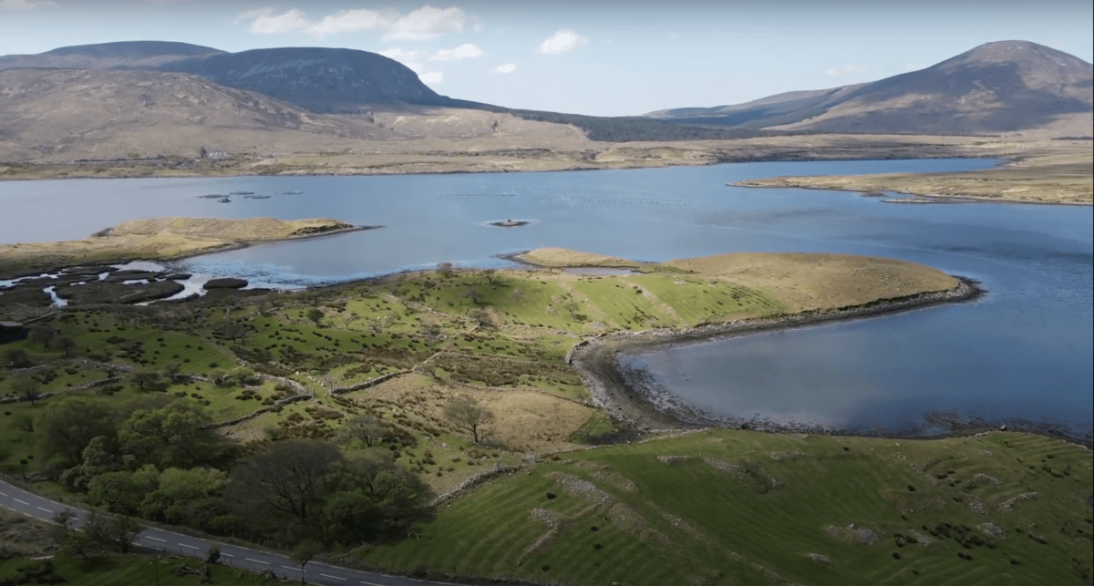 Some of the spectacular scenes along the Wild Nephin National Park. Visit the Ballycroy Visitor Centre for more details. Image source:http://tinyurl.com/ycysbj8u